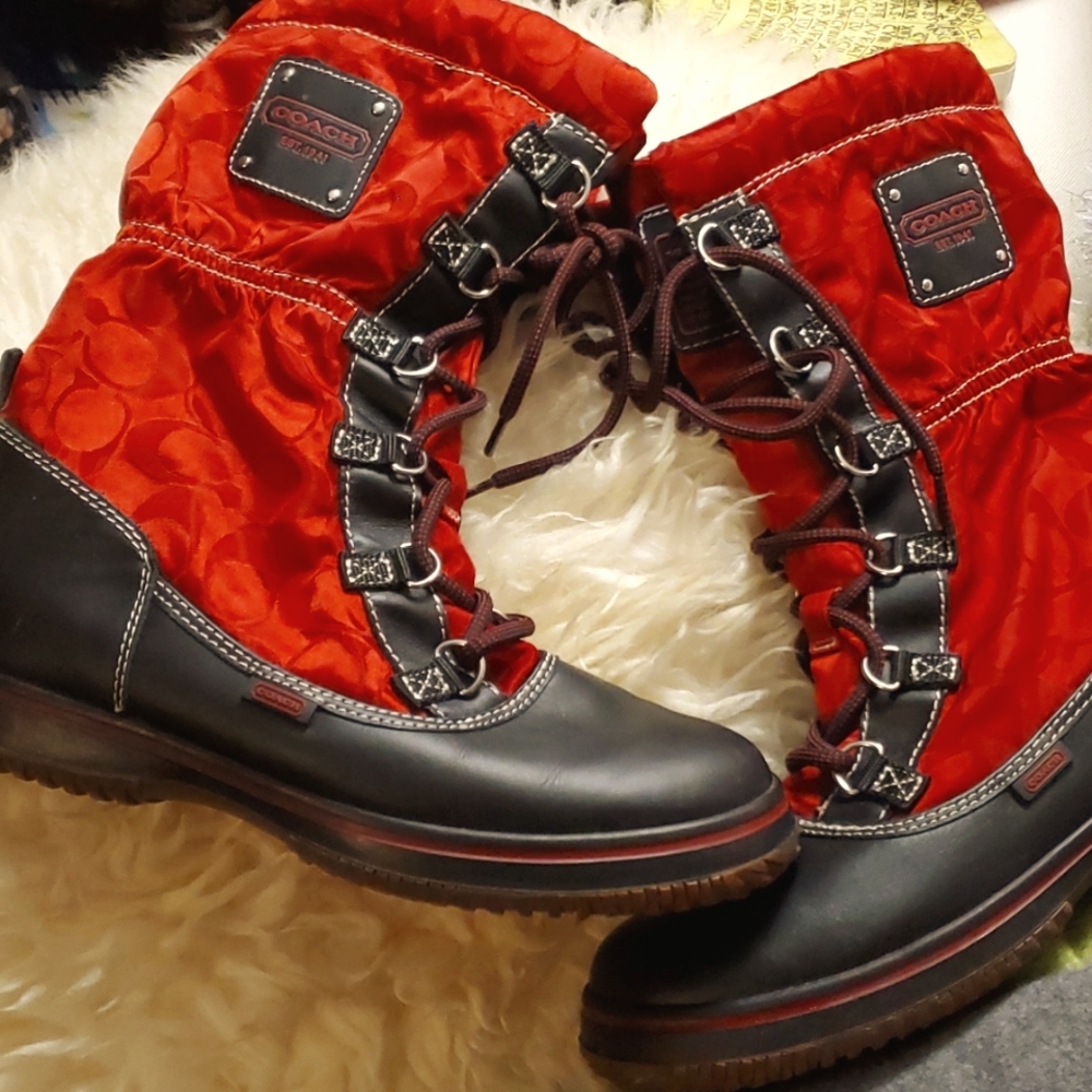 🔥 COACH BOOTS 🔥